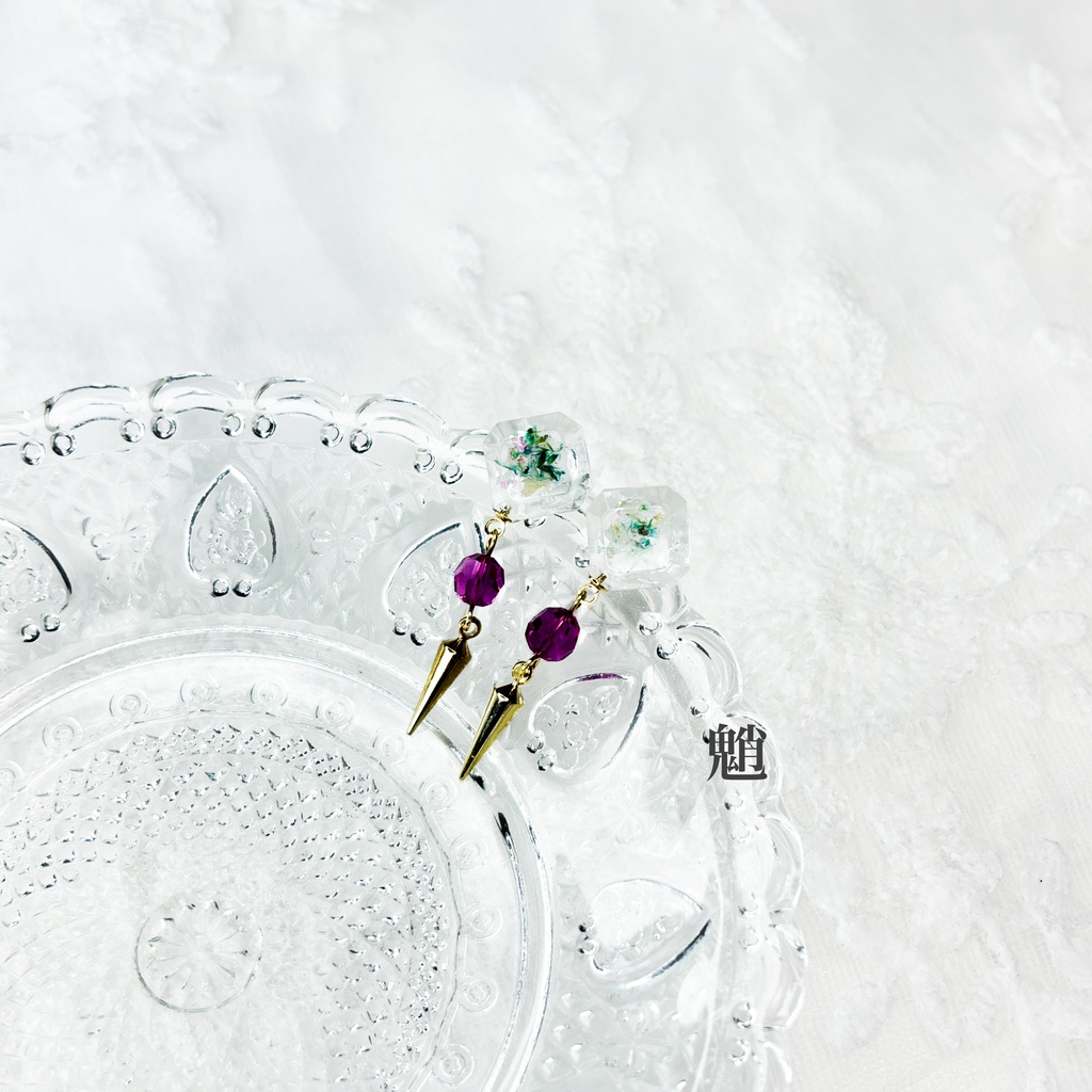 【原神】片耳レジンポストピアス