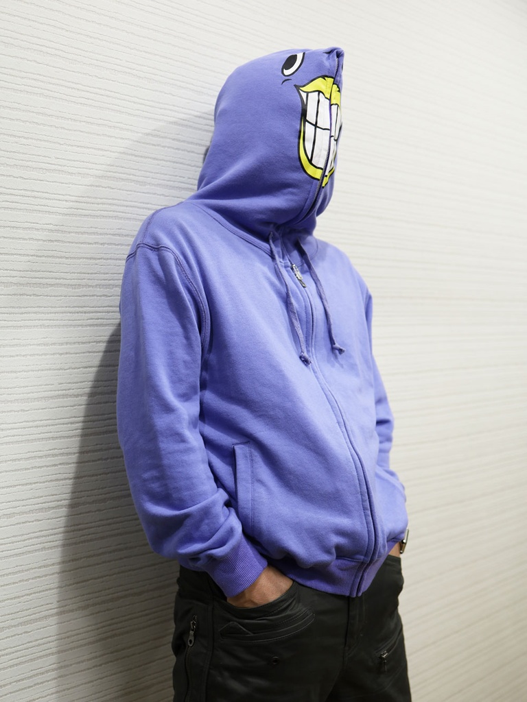 October Beast×GYARIパーカー