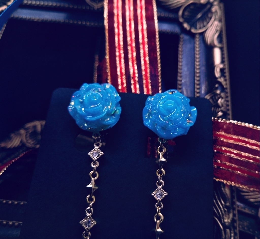 薔薇のイヤリング「プリティローズ アクアブルー」