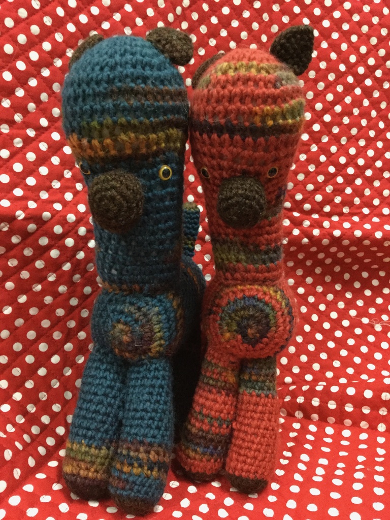 あみぐるみ(中)・ロバ(青)