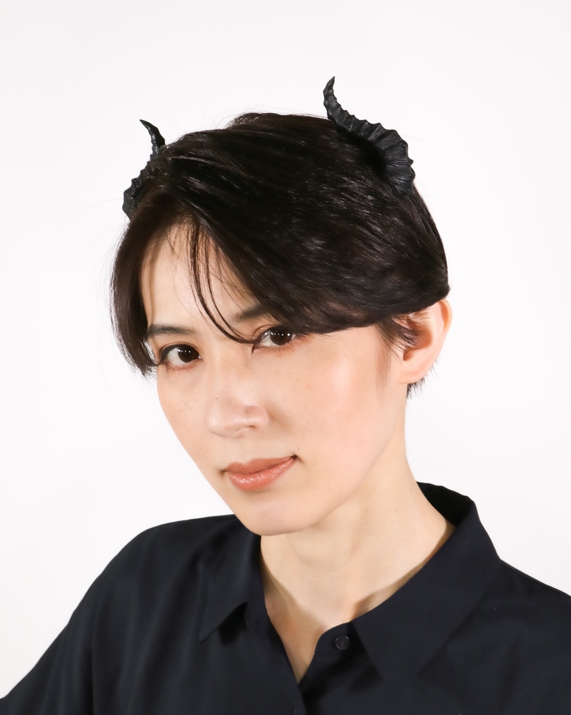 悪魔ツノカチューシャ 黒