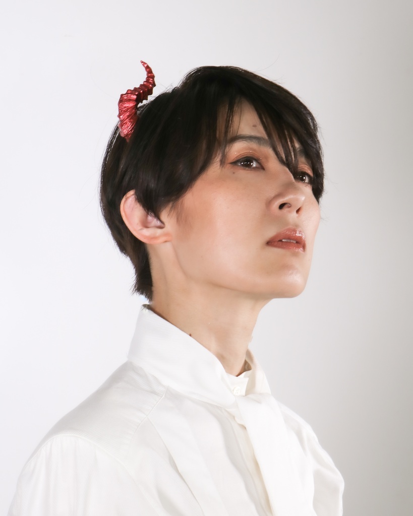 悪魔ツノカチューシャ 赤