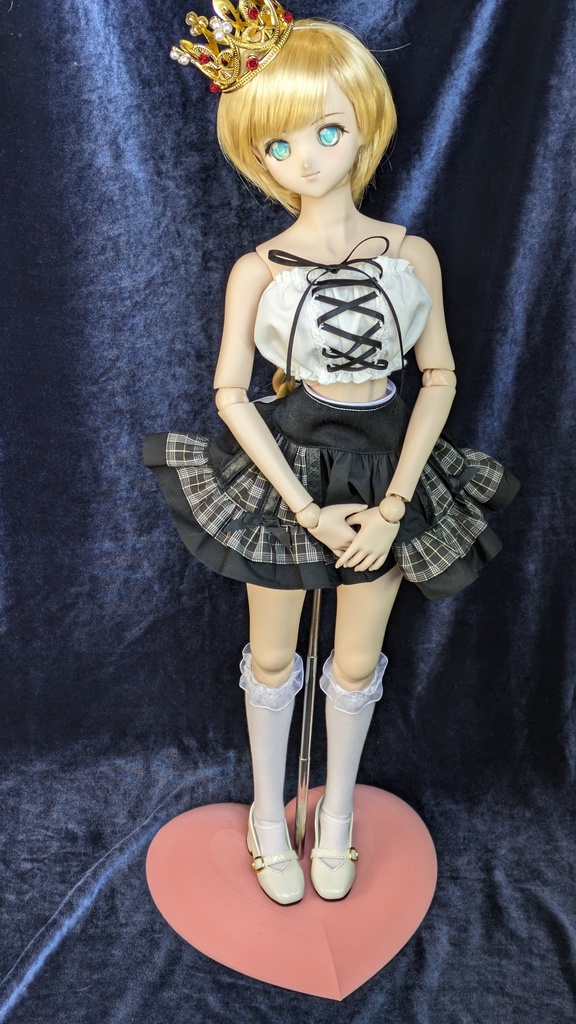 1/3ドールスタンド(ハート)