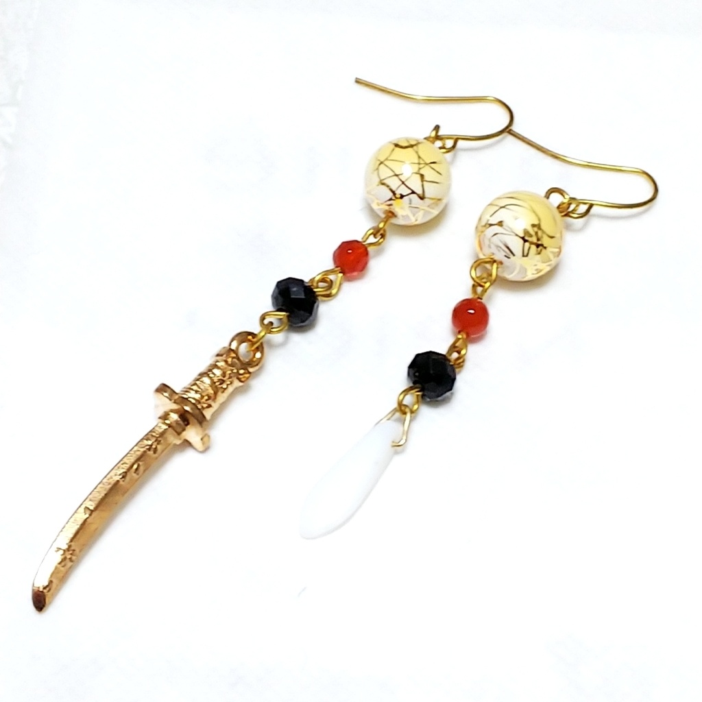 ★小狐丸 ピアス