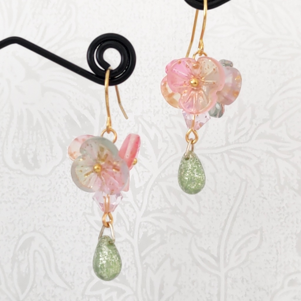 ★蜜璃 葉 ピアス