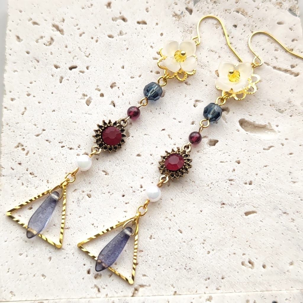 ★ニトクリスオルタ① ピアス