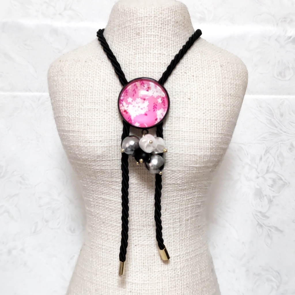 ★乱藤四郎(極)のループタイ