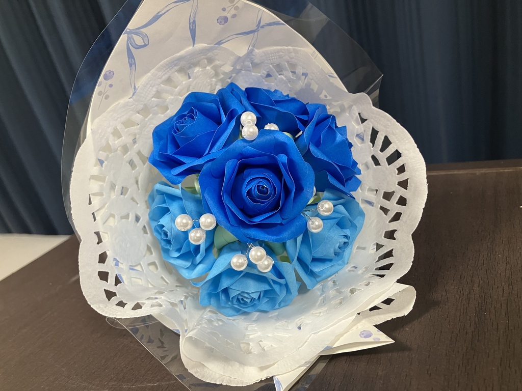 折花とレースの花束(ブルー＆パール)