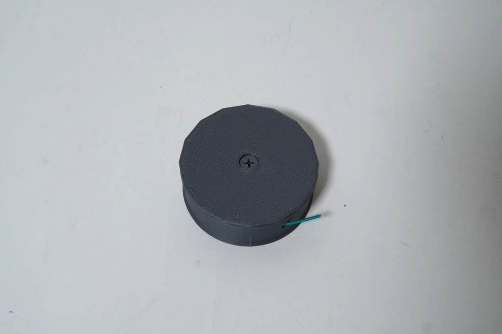 【無料DL可】ケーブルをぐるぐる巻いて保管するケース 3Dプリンタ用データ