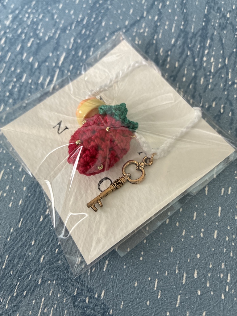 いちごポシェット🍓2