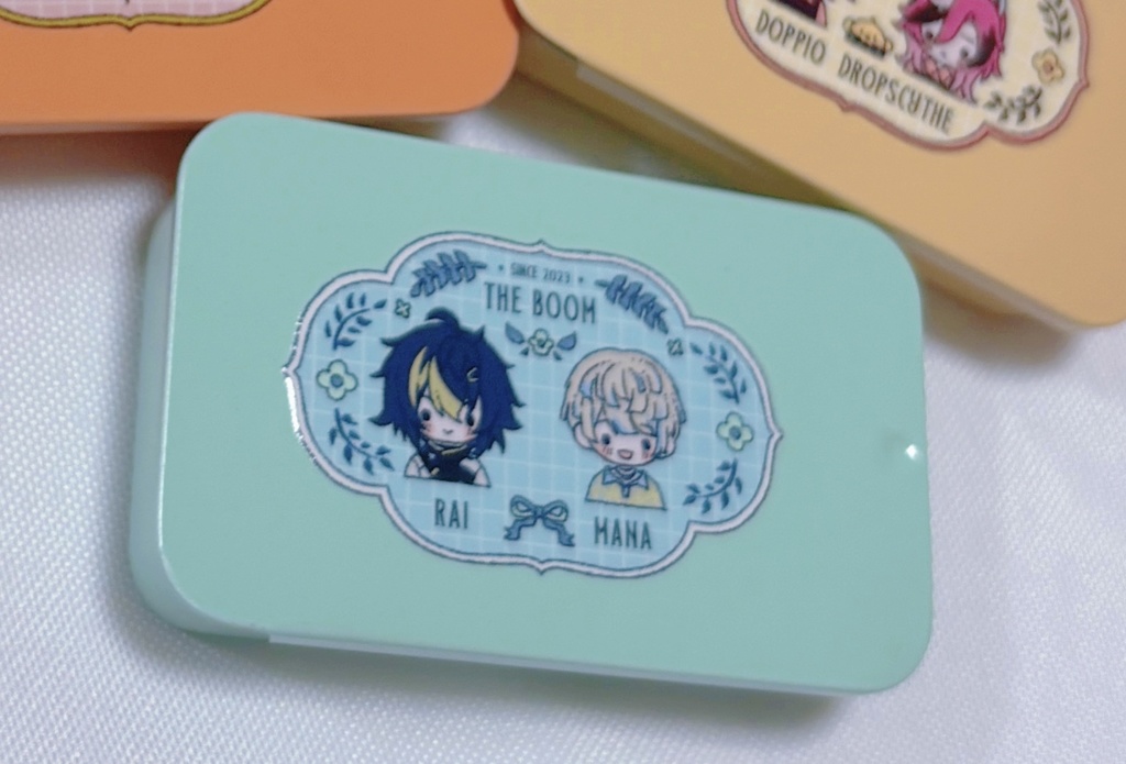 メンタム缶