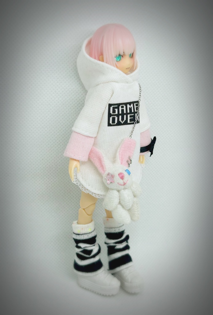 コーディネートセット【ピアスウサちゃんポシェット】白