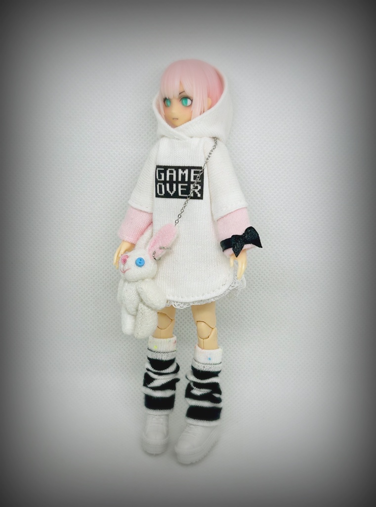 コーディネートセット【ピアスウサちゃんポシェット】白