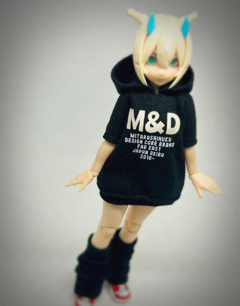 黒いフーディワンピ達はこちら