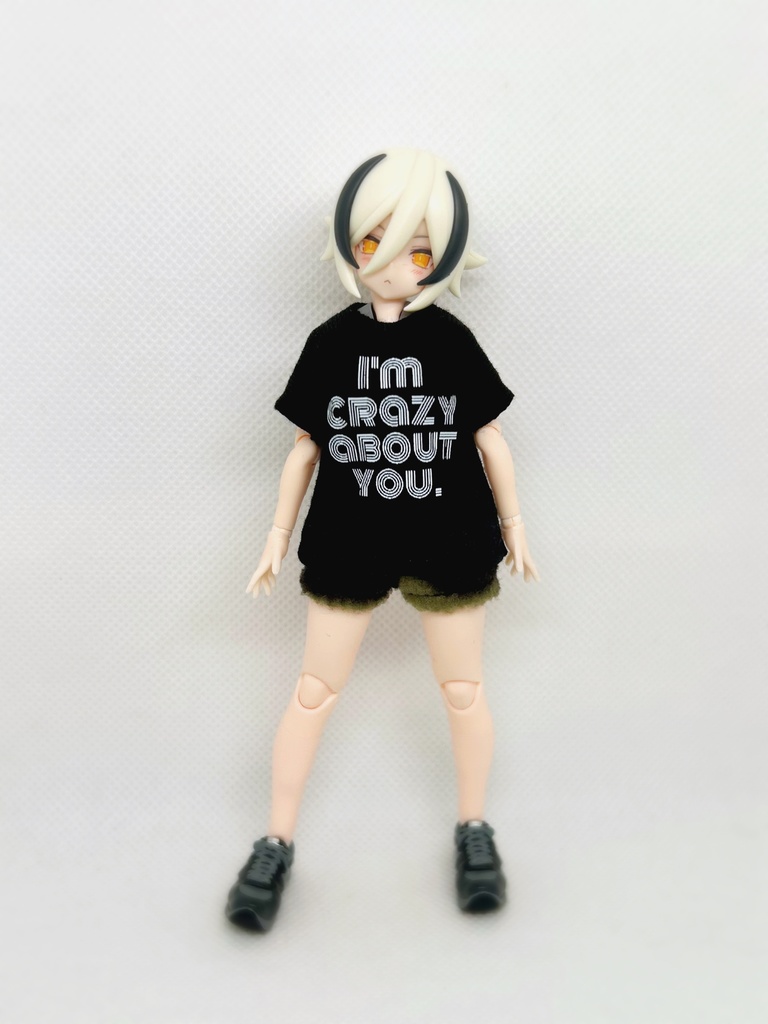 Tシャツとホットパンツ