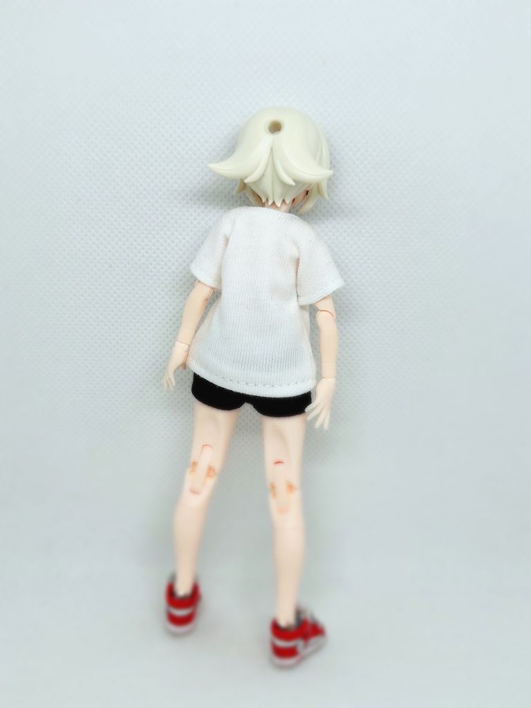 Tシャツとホットパンツ