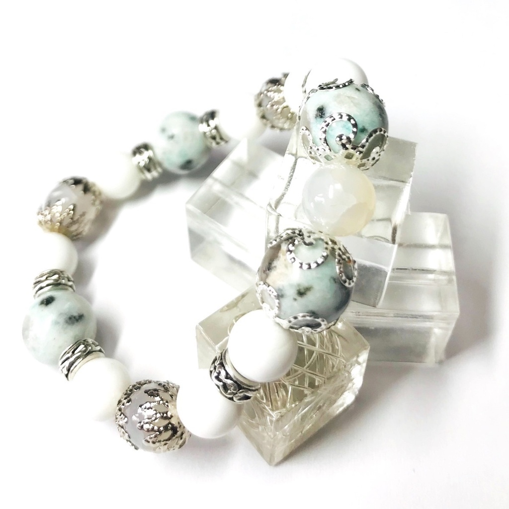 割引中!天然石ブレスレット&ストラップ(白)「モデル:極光&流星」