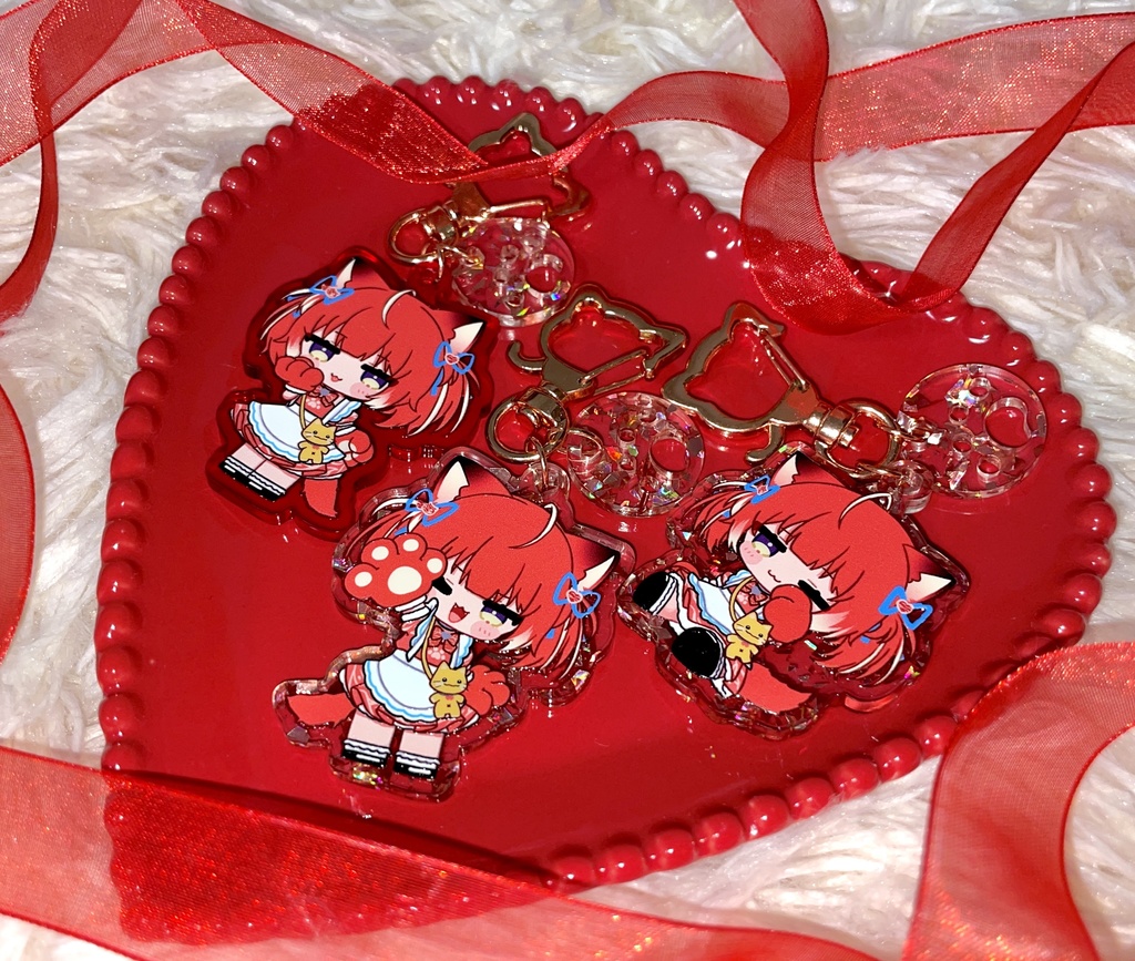 【非公式】チャーム付きアクリルキーホルダー【赤見かるび】