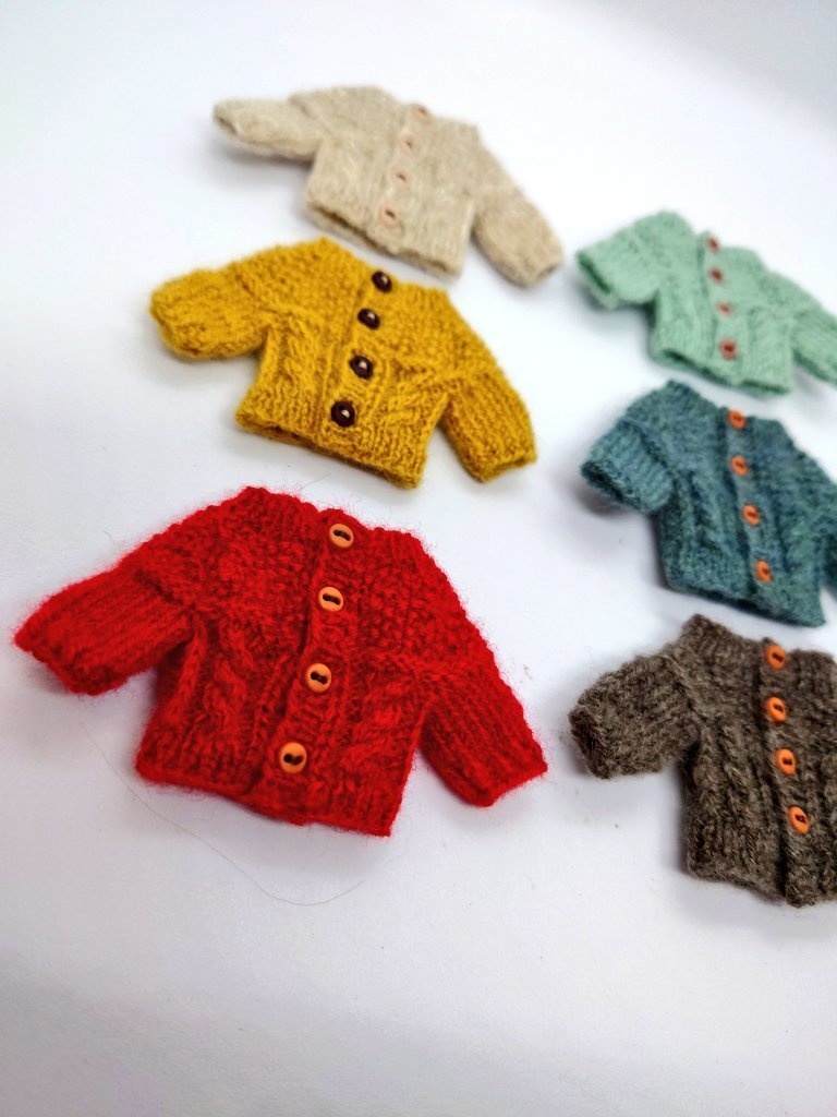 アラン模様ぽこぽこカーディガン