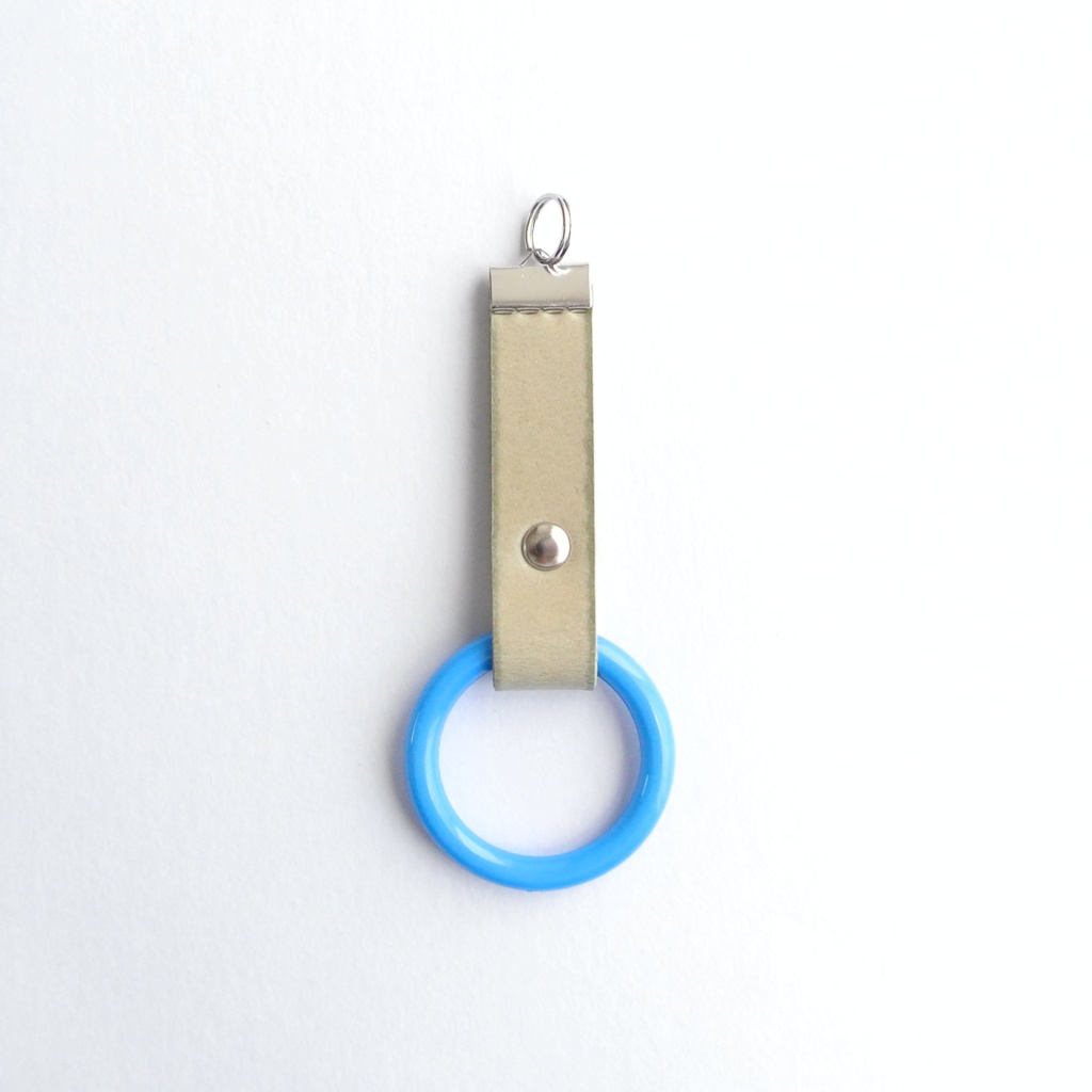 つり革風ストラップ