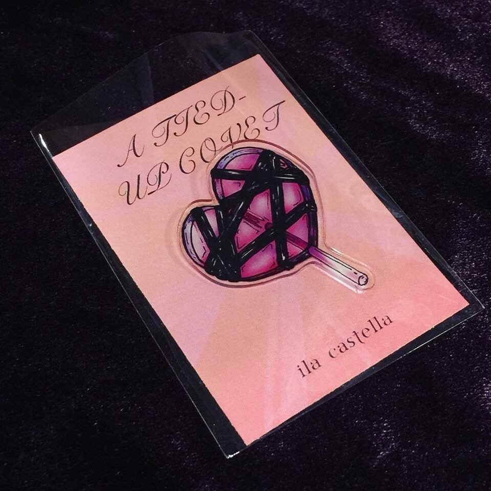 A tied-up Covet アクリルピン