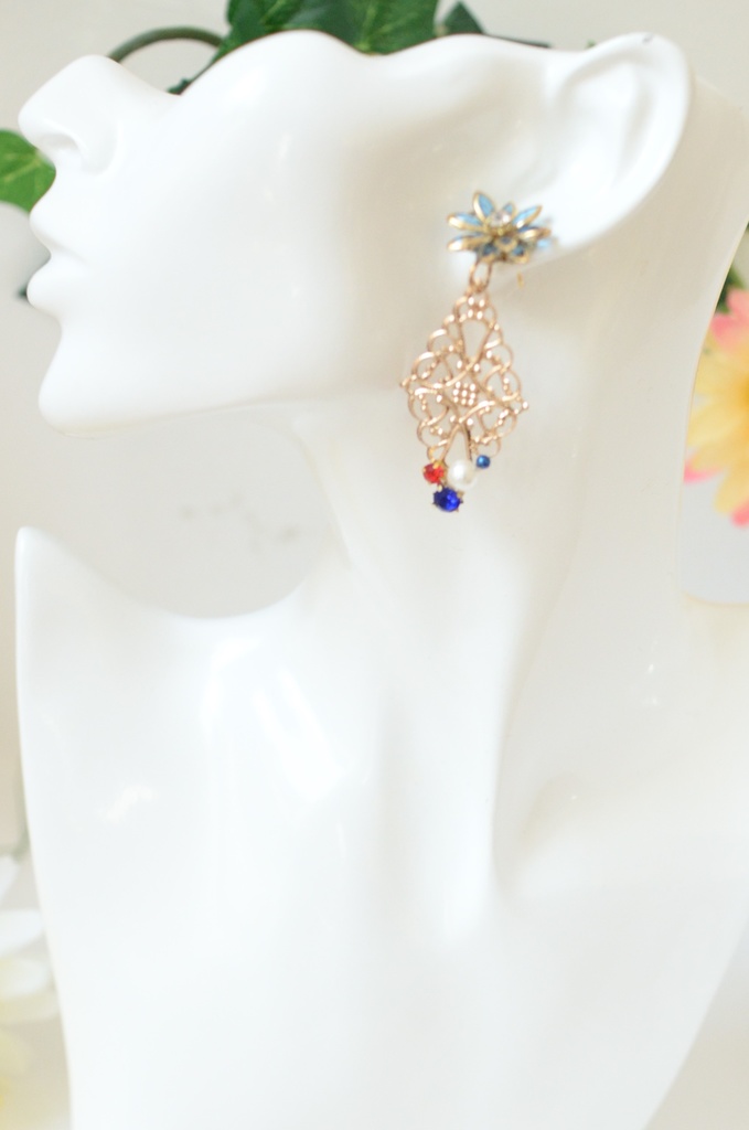 FGO キャラクターイメージイヤリング&ピアス / ジャンヌ・ダルク&オルタ&イシュタル&エレシュキガル