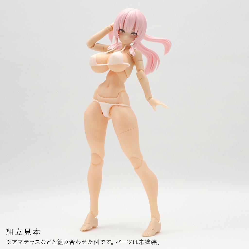 健康的なメリハリボディ 生脚ビキニ