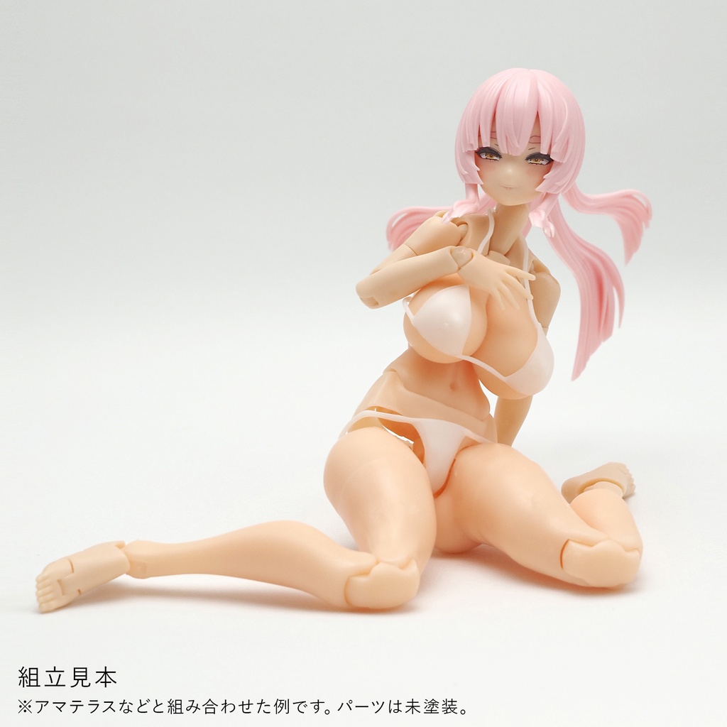 健康的なメリハリボディ 生脚ビキニ