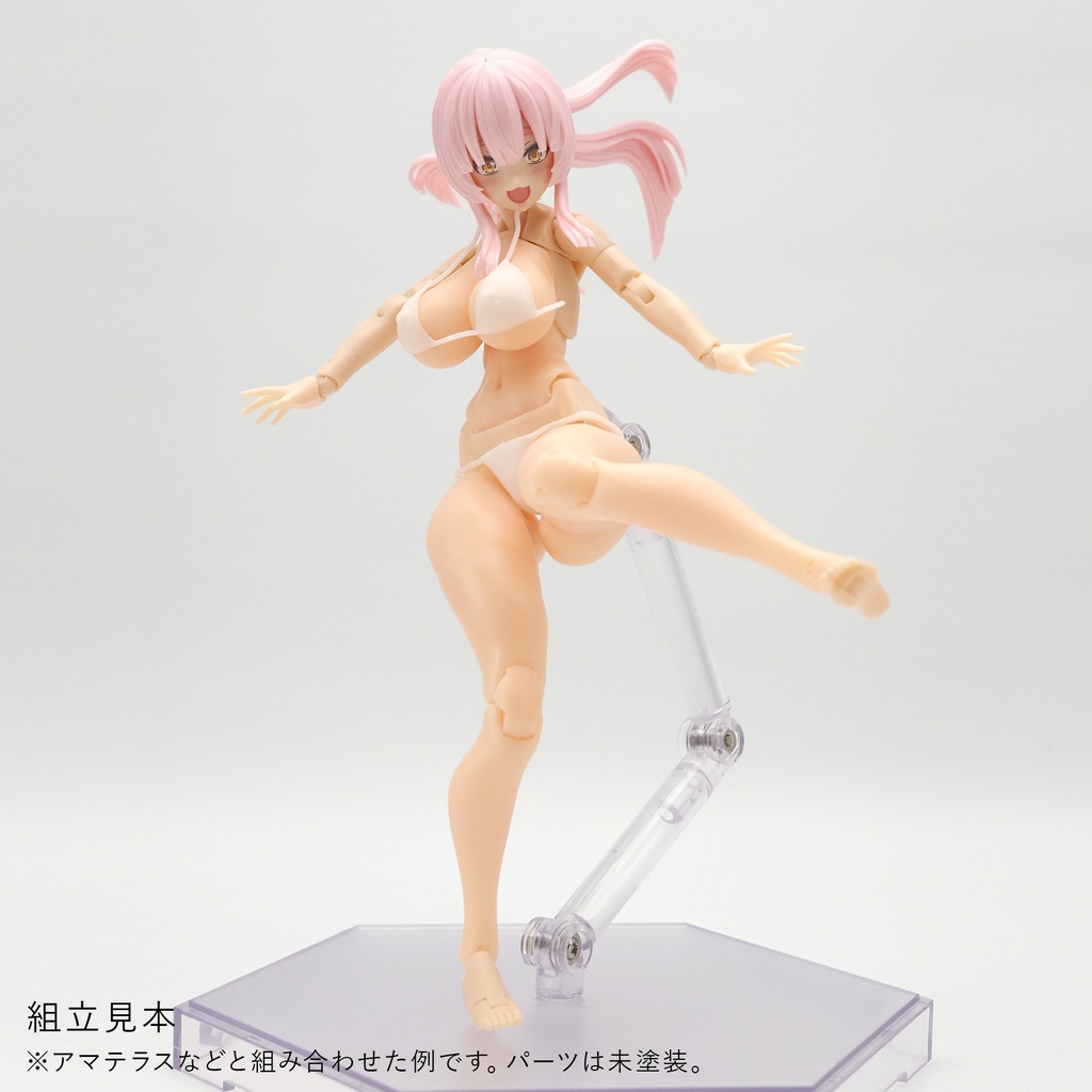 健康的なメリハリボディ 生脚ビキニ