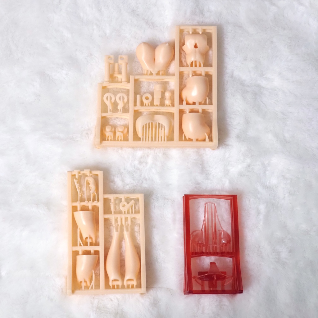 【新春限定カラー紅】健康的なメリハリボディ 生脚ビキニ