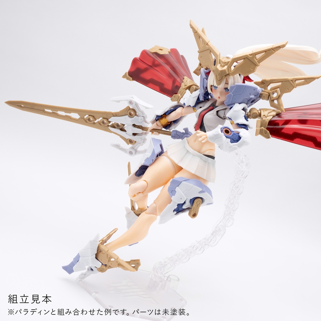 健康的なBlock2-Mのむっちりおなかとあんよ生脚