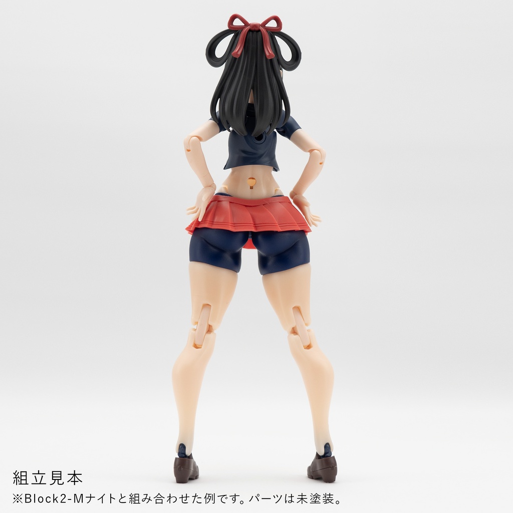 健康的なBlock2-Mのむっちりおなかとあんよスパッツ