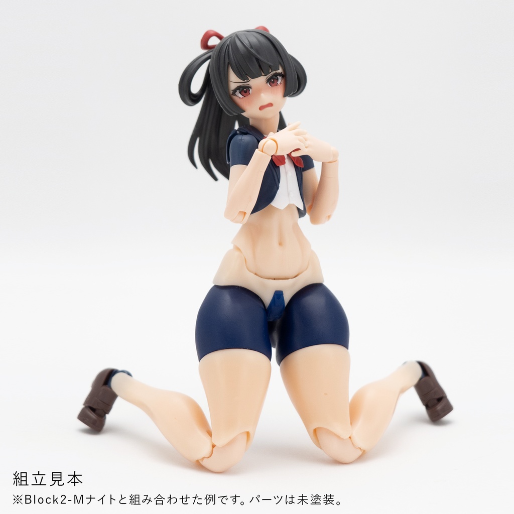 健康的なBlock2-Mのむっちりおなかとあんよスパッツ