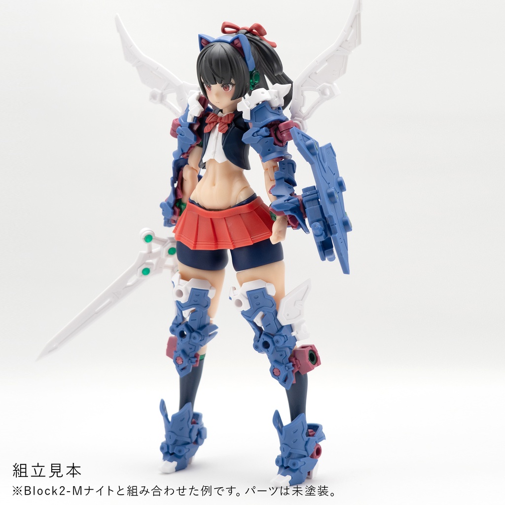 健康的なBlock2-Mのむっちりおなかとあんよスパッツ