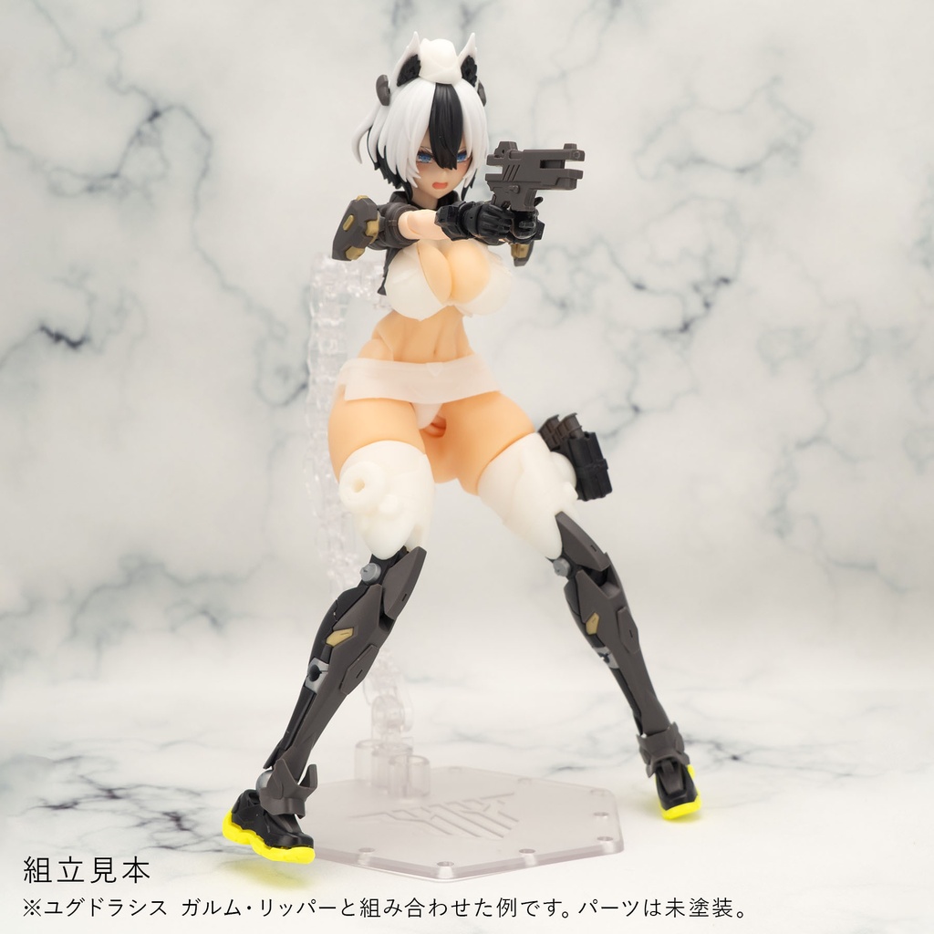 健康的なBlock2-M対応セクシーポリス