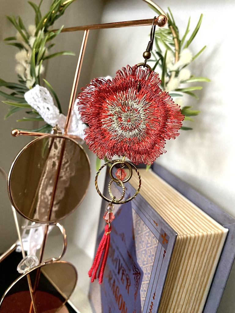 呪術イメージ花アクセサリー