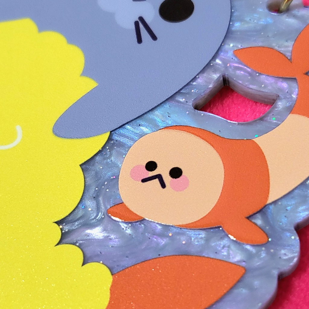 エビフライアザラシのアクリルキーホルダー