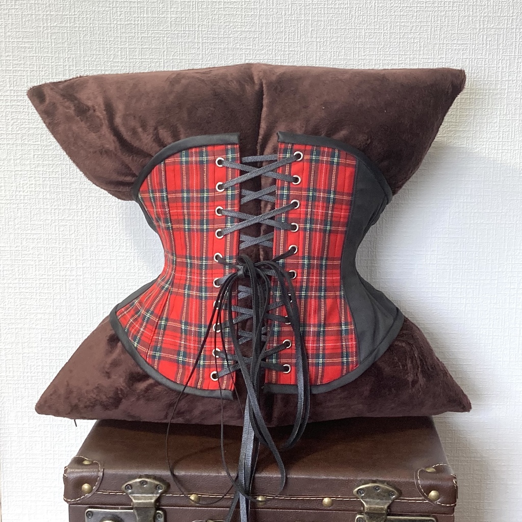 斜めジップタータンチェックTighter