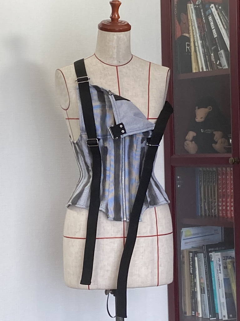 オーバーオールコルセット