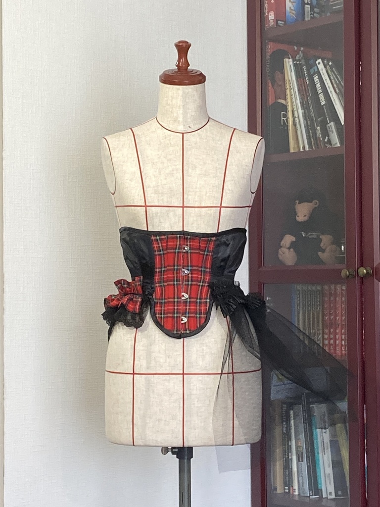 【過去作例】【再販可】アシメタータンフリルTighter