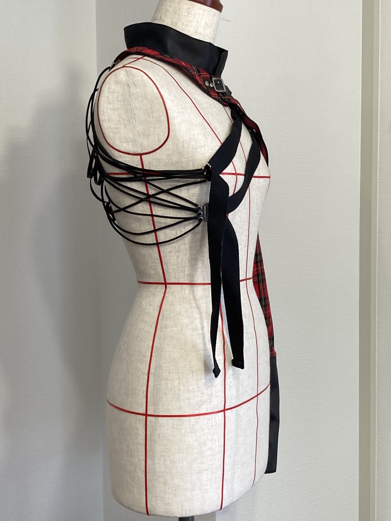 ファンレーシングチェック片袖ボレロ