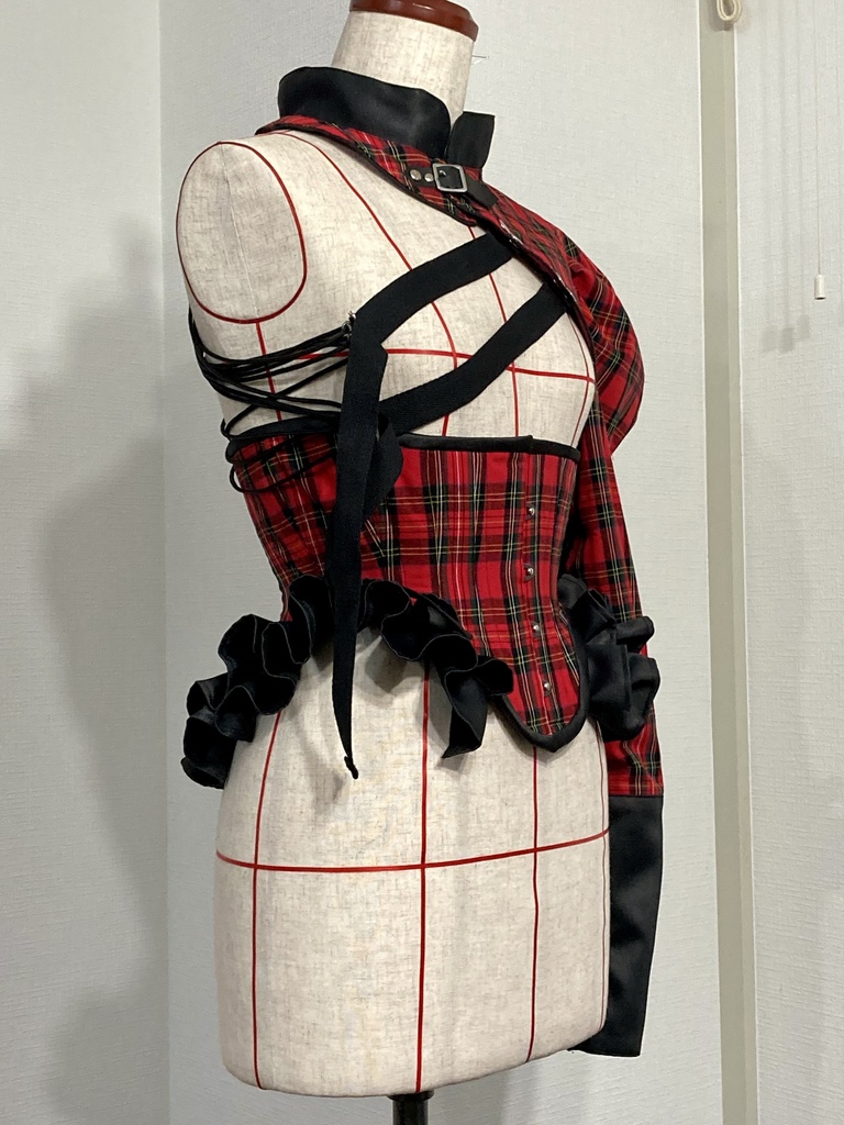 チェックレザーフリルTighter