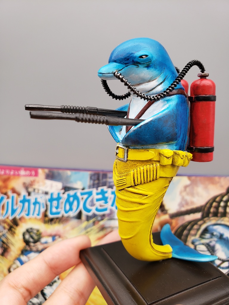 【予約商品】ガレージキット イルカがせめてきたぞっ