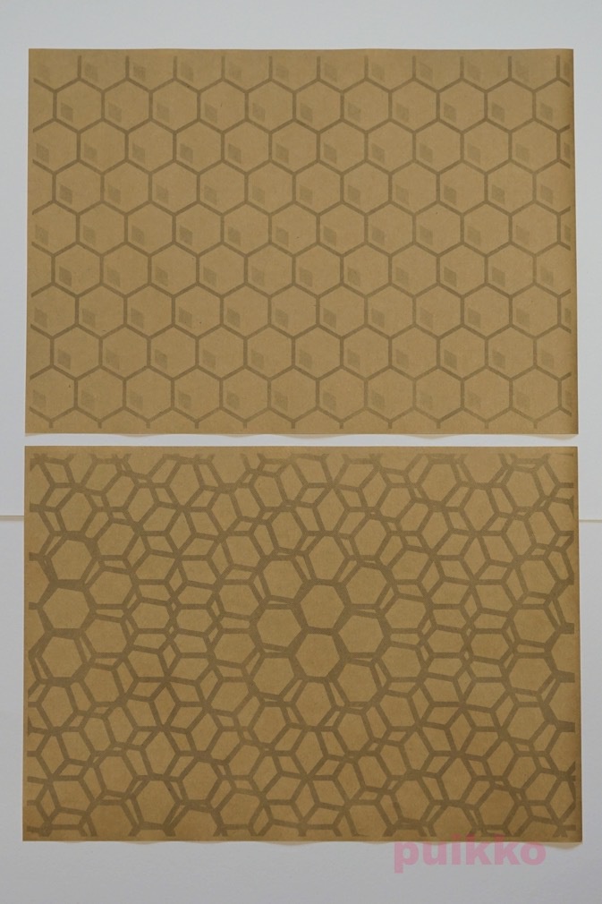 紙製ブックカバー 六角形のパターン
