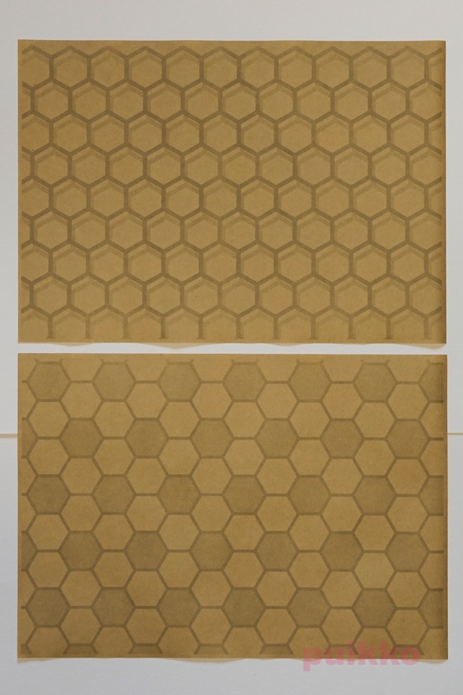 紙製ブックカバー 六角形のパターン