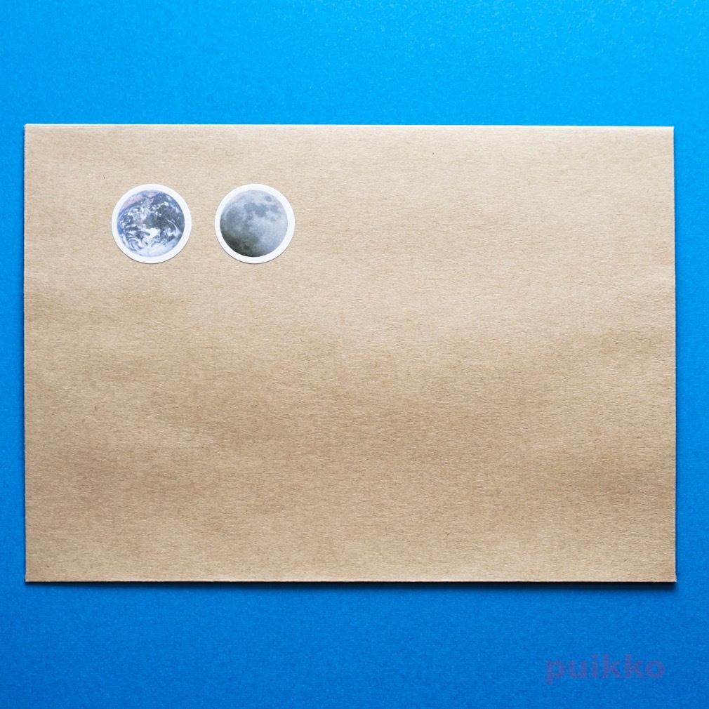 地球と月 丸シール20mm