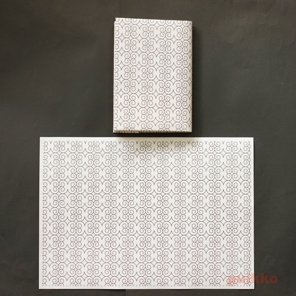 紙製ブックカバー アイヌ文様