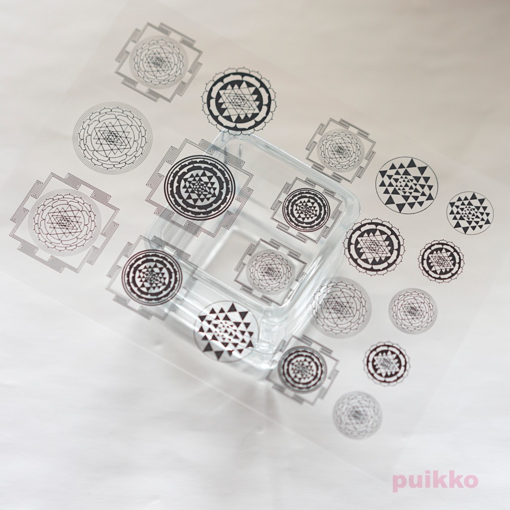 シュリ・ヤントラ レジン封入用フィルム