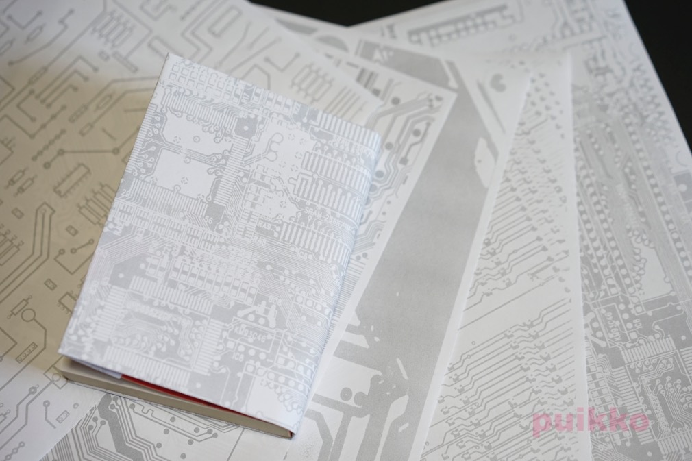 紙製ブックカバー プリント基板