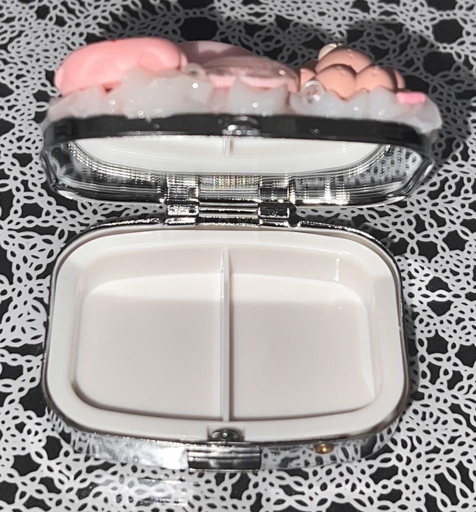 ホイップデコ ミラー付きピルケース シルバー【SP-06】